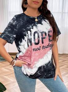 SHEIN Plus 扎染字母图案 T 恤，女式夏季上衣