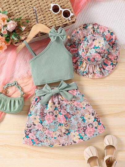 SHEIN Vintaside Kids Young Girl Bow Front Cami Top & Floral Print Skirt & Hat