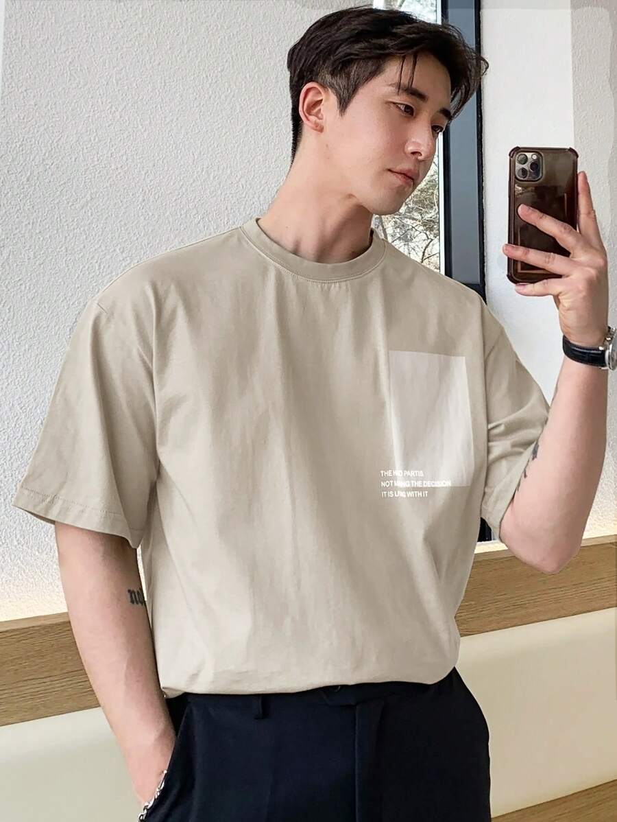 DAZY 男士棉標語圖案T恤 - 杏色 - 查看 1