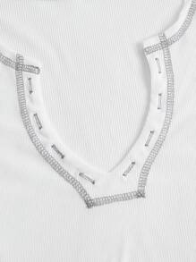 SHEIN ICON 白色拼接線露脖短款T恤 - 白色 - 查看 6