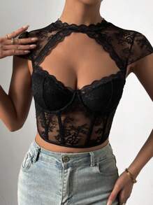 Chiquease Cut Out Front Bustier Crop Lace Top - Black - View 4