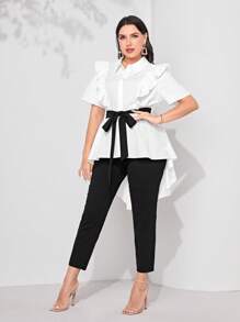 Mulvari 大碼荷葉邊高低下擺腰帶襯衫和褲子 - 黑與白 - 查看 2