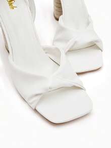 SheIn VCAY Xăng đan có dây đeo mắt cá chân Chunky tối giản dành cho nữ, Xăng đan cao gót mùa hè thanh lịch - trắng - Xem 5