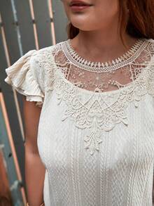 SHEIN LUNE Plus Contrast Lace Butterfly Sleeve Tee - Beige - View 4