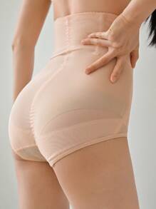 DAZY 素色高腰塑形短褲