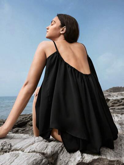 Ocili 緞面黑色系帶低背吊帶背心和短褲套裝