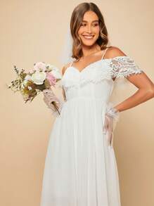 SHEIN Belle 挖肩水溶蕾絲拼接婚紗連衣裙不附帶手套和頭紗 - 白色 - 查看 2