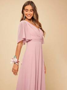 SHEIN Belle 蝴蝶袖前收褶伴娘洋裝