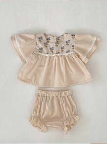 Ropa de verano nueva estilo para bebé de 0-3 años, bonita y de moda blusa de manga corta con manga de campana y dobladillo de volantes y pantalones cortos para niña - Albaricoque - Ver 1