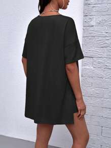 SHEIN Maternidad Shorts biker con camiseta unicolor bajo con abertura - Negro - Ver 2