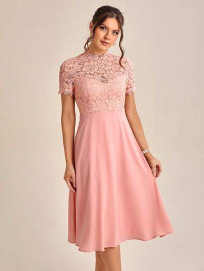 SHEIN Belle Vestido de dama de honor con encaje en contraste con cremallera de espalda abierta