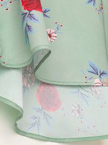 Mulvari Plus Floral Print Batwing Sleeve High Low Hem Blouse - Mint Green - View 3
