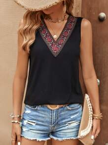 SHEIN VCAY Geo Embroidery V Neck Tank Top - Black - View 4