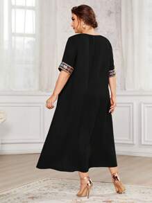 Al Najma Plus Contrast Sequin V Neck Dress For Summer - Black - View 3