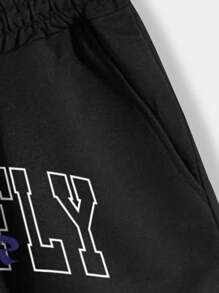 ROMWE MEN Prep Men Floral & Slogan Graphic Striped Trim Drawstring Waist Shorts, School