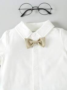 男嬰前蝴蝶結襯衫和夾克背心和短褲和帽