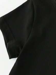 SHEIN 年輕女孩標語圖案t恤和單車褲組合