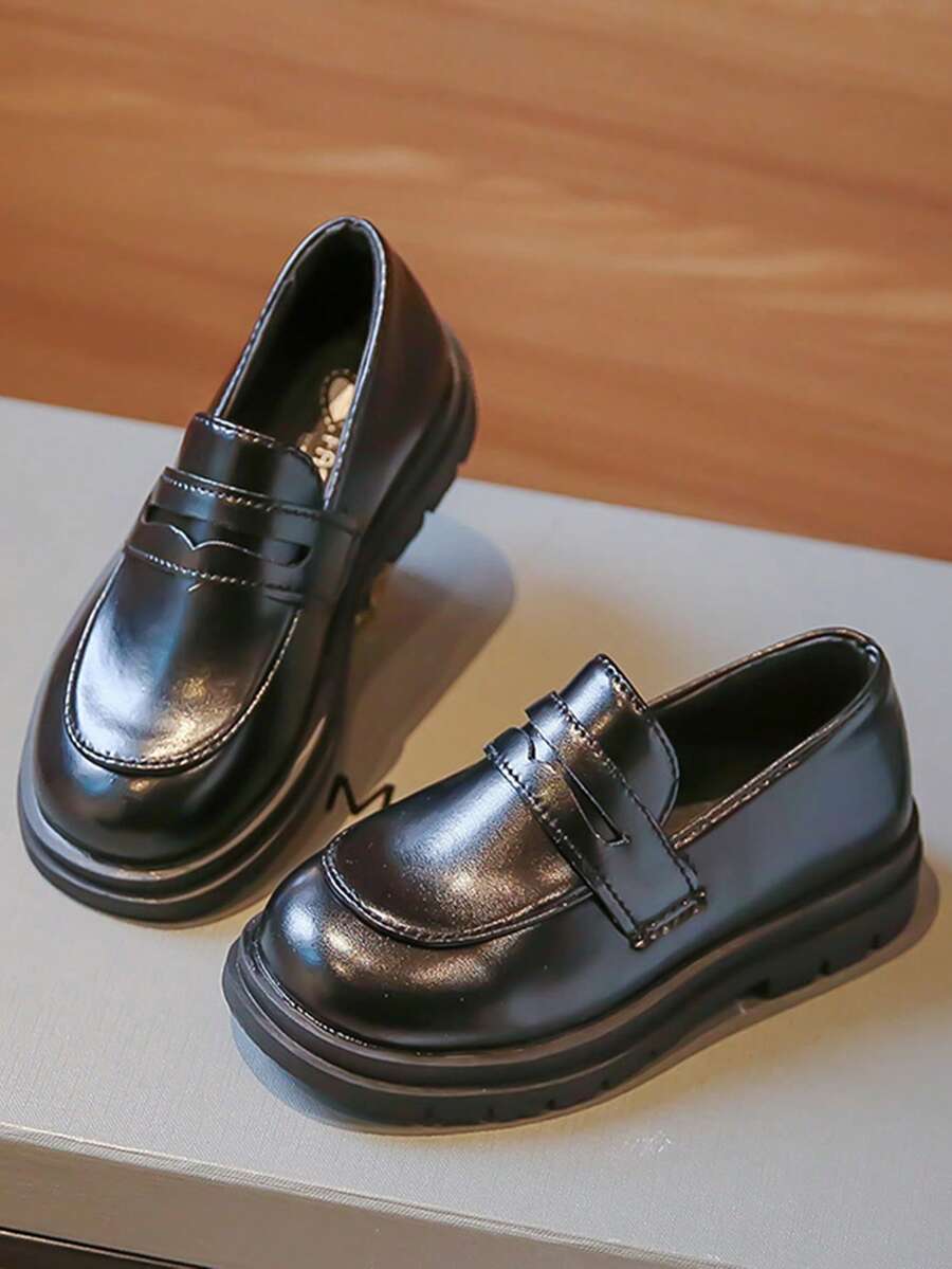 男孩針腳細節休閒平底樂福鞋適用於戶外