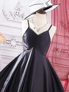 SHEIN 派對純色女童連衣裙網拼接 - 黑色 - 查看 4