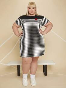 SHEIN CURVE+ Plus Striped Print Heart Embroidery Tee Dress - Black and White - View 4