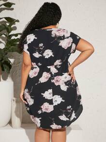 SHEIN CURVE+ Đầm Plus Size Thắt nơ trước Hoa Boho - Nhiều màu - Xem 6