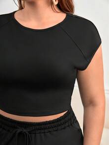 SHEIN Frenchy 大碼素色短款T恤和腰部抽繩半身裙 - 黑色 - 查看 5