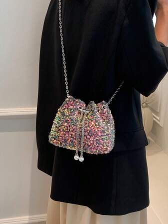 閃亮鑲嵌、閃耀迷人、優雅精緻的迷你亮片裝飾桶形包,假珍珠裝飾的華麗晚餐包、派對包。適合派對女孩、女人,是派對、婚禮、舞會、晚餐/宴會的完美選擇,是送給女性的最佳禮物。