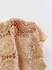 EMERY ROSE Blusa unicolor ribete en abanico con encaje - Caqui - Ver 7