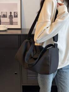 黑色流浪包休閒拉鍊中等的