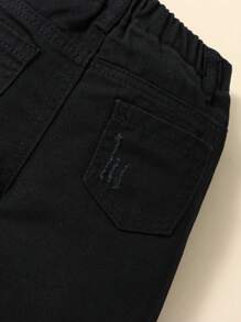 SHEIN Baby Boy Solid Color Frayed Denim Shorts With Distressed Details - Black - View 6