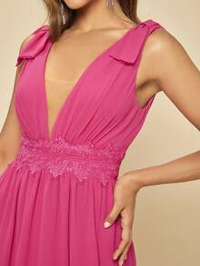 SHEIN Belle Váy phù dâu Lộ Lưng Nơ Bướm Tương phản ren Xù Dây kéo màu trơn - Màu Hồng Tươi - Xem 7