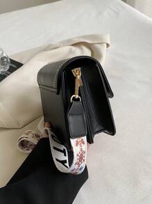 Lightweight And Fashionable Business Casual Women's Handbag, Multi-Functional New Crossbody Bag, Casual Color Block Design, Small Square Bag, Wide Strap, Suitable For Parties, Dates, School, Outdoor Activities, An Ideal Gift For Teenage Girls, College Students, Young Professionals And Office Workers. Perfect For Office, University, Work, Business, Commuting, Outdoor, Travel, And Hiking Occasions. - Black and White - View 5