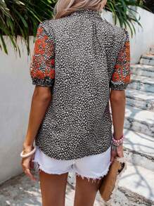 SHEIN LUNE 滿版印花小高領泡泡袖襯衫 - 黑色 - 查看 2