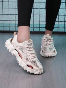 女士字母細節運動運動涼鞋 - 米色 - 查看 1