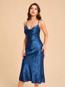 SHEIN Belle 提花露背交叉緞面吊帶洋裝 - 藏蓝色 - 查看 4