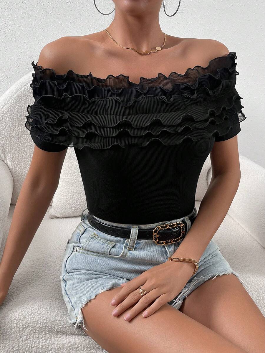 SHEIN Privé 一字肩荷葉邊T恤 - 黑色 - 查看 1