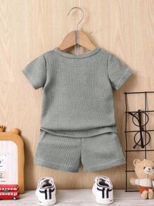 SHEIN Baby Boy Summer Cartoon Dinosaur Print Round Neck Short Sleeve T-Shirt And Shorts Casual 2 Pieces Set - Light Grey - View 2
