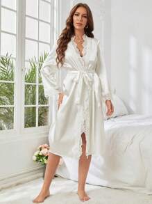 Bata de satén con cinturón y encaje en contraste, Luxeloungewear, Otoño - Blanco - Ver 4