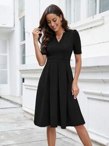 HOMEYEE 素色拼接細節缺口領連衣裙 - 黑色 - 查看 3