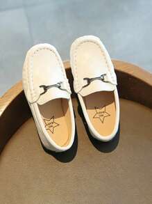 小女童金屬牌裝飾樂福鞋 - 白色 - 查看 5