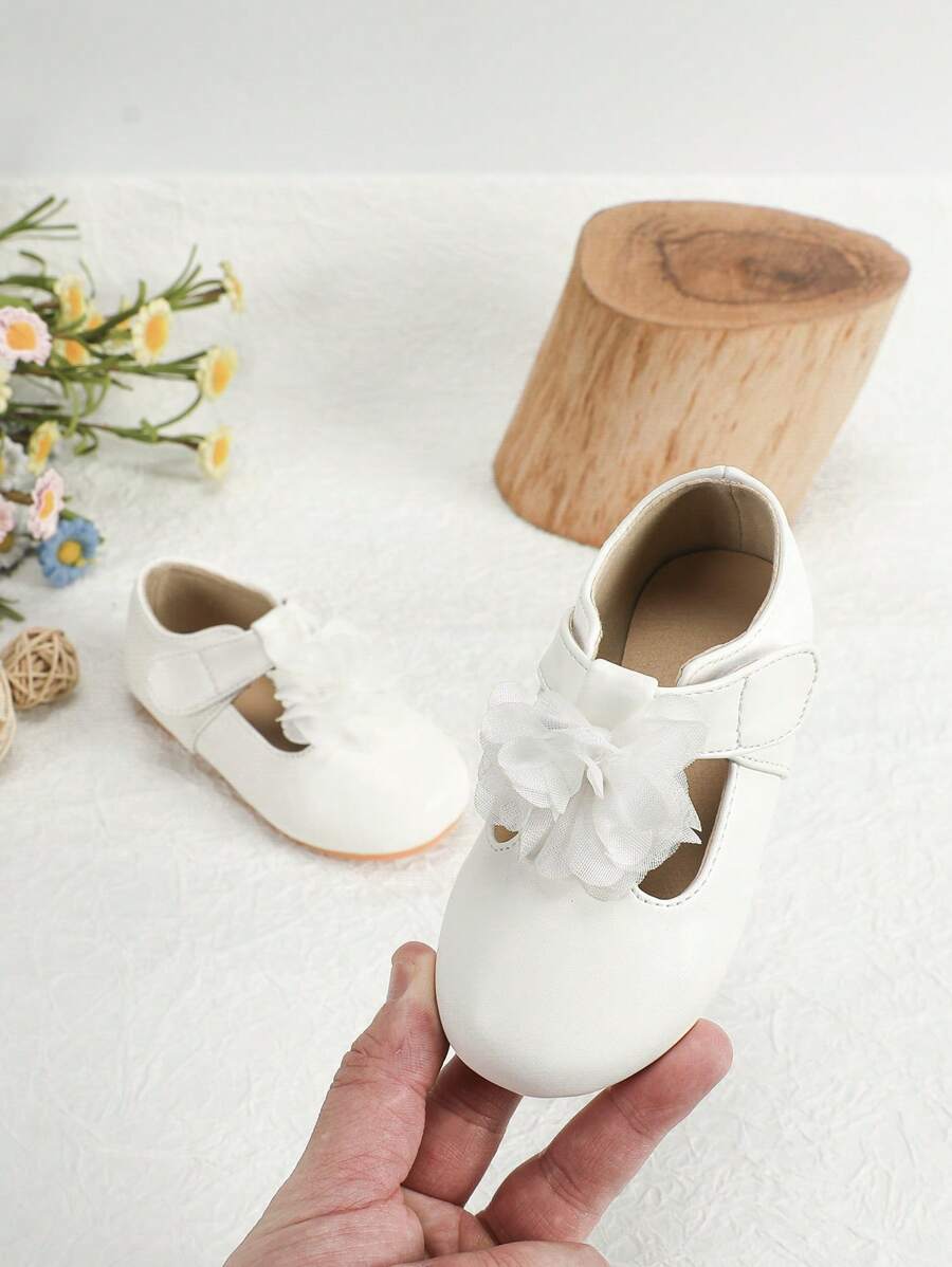 女嬰花朵裝飾魔術貼平底鞋適用於戶外 - 白色 - 查看 1
