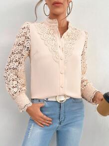 SHEIN Privé 水溶蕾絲拼接前紐扣襯衫 - 卡其色 - 查看 4