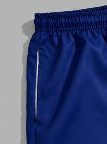 ROMWE MEN Street Life Quần Short Nam Dây kéo Túi Thắt nơ trước Khối Màu Lá thư Giải trí - Xanh và trắng - Xem 3