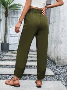 EMERY ROSE Pantalones unicolor con parche de bolsillo - Verde militar - Ver 2
