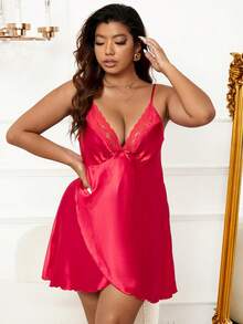 Conjunto con bata con encaje en contraste con cinturón de satén - Rojo - Ver 3