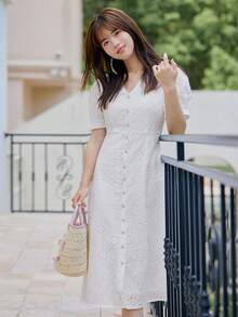 DAZY 網眼刺繡前紐扣泡泡袖連衣裙 - 白色 - 查看 3