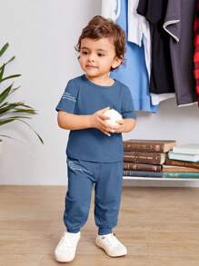 SHEIN Leap Crew Đứa bé trai In Khẩu hiệu Áo thun Và Quần thể thao  Đơn giản giản dị Cho mùa hè - Màu xanh bụi bặm - Xem 3