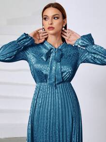 Mulvari 豹紋提花繫帶領荷葉袖百褶下擺連衣裙 - 霧霾藍 - 查看 5