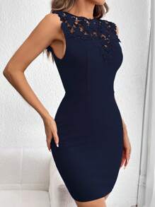 SHEIN Privé Guipure Lace Panel Bodycon Dress