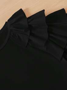 SHEIN Essnce Plus Solid Ruffle Trim Tee